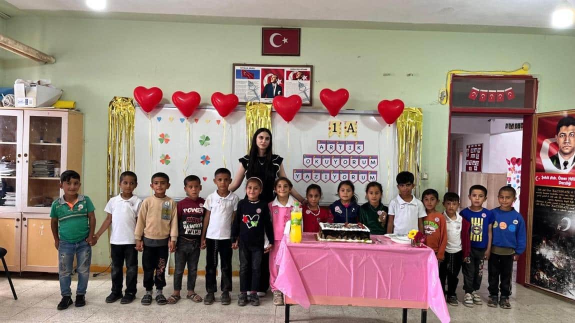 1-A SINIFIMIZ ARTIK OKUYOR!